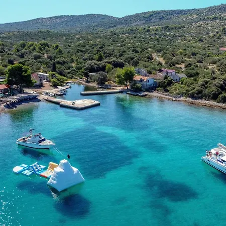 House Sofia Bain Island Of Zuit Kornati *