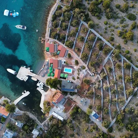 キャンプ場 House Sofia Bain Island Of Zuit Kornati